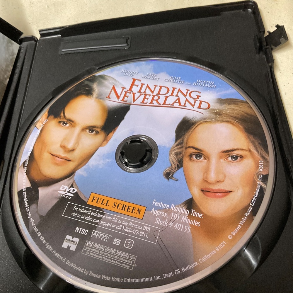 DVD - Finding Neverland. V138 - Picture 4 of 5